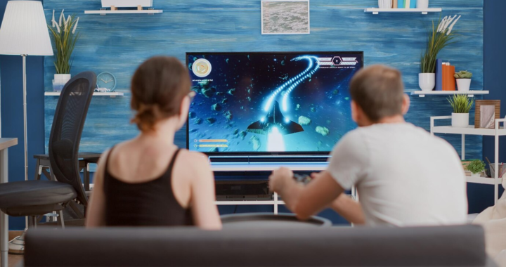 Проектор против телевизора: что лучше для фильмов и игр